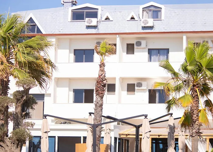 Hotel Lasko Golem (Tirana)